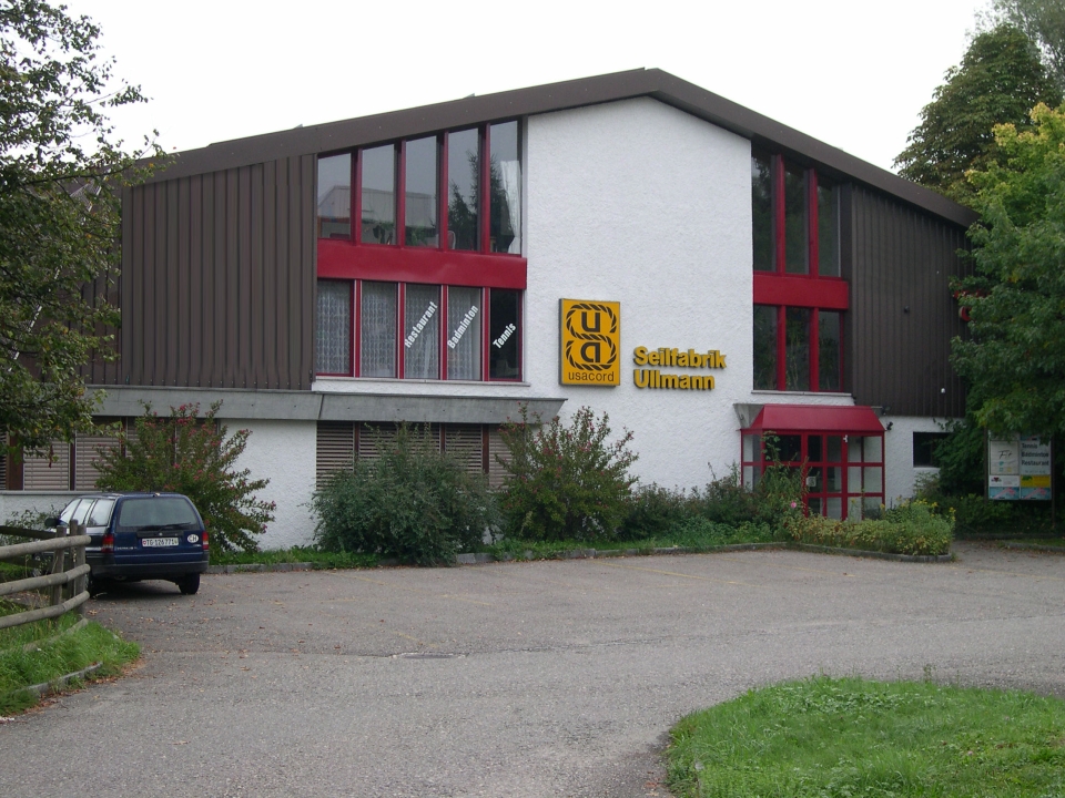 Tennis- Badmintoncenter Ullmann Halle